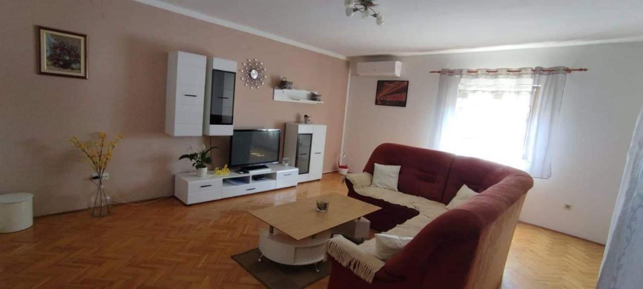 Apartment Eva Rovinjsko Selo Exterior foto